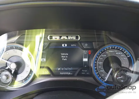 2020 Ram 1500 Limited 4X4 5'7 Box z USA, uszkodzony, nr VIN 1C6SRFHT6LN213906